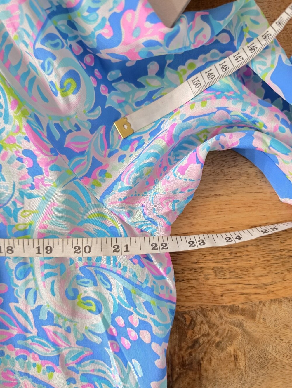 Lilly Pulitzer Elsa Silk Top Multi Via Del Mar size Large - Picture 9 of 16